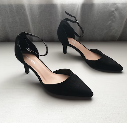 Anna Field: Dove Stile Femminile e Accessibilità si Incontrano